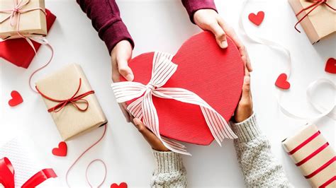 14 Şubat Sevgililer Günü'nde ne alınmalı? İşte en iyi ve romantik Sevgililer Günü hediyeleri
